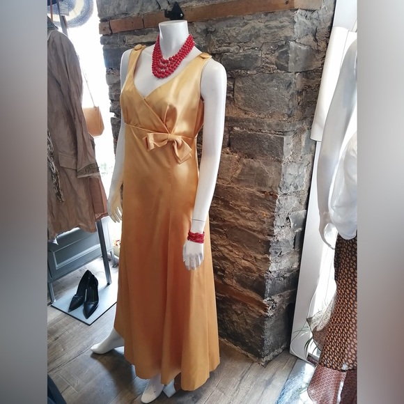 Custom made vintage gown - Picture 5 of 5